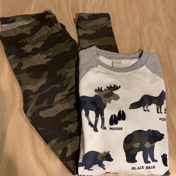 Gymboree & Star Ride Other - Cute Camo Outfit!